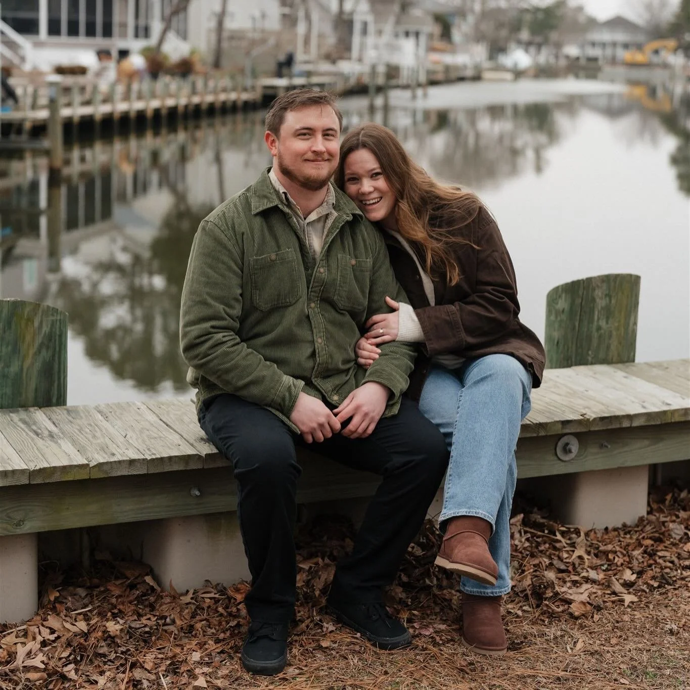 Planned a beach engagement with these two and ended up at Amy&rsquo;s fav spot in their neighborhood and the bench where Kevin proposed. 🫶🏻 Love an unplanned location that makes a couple feel more at home 🙌🏼🥹