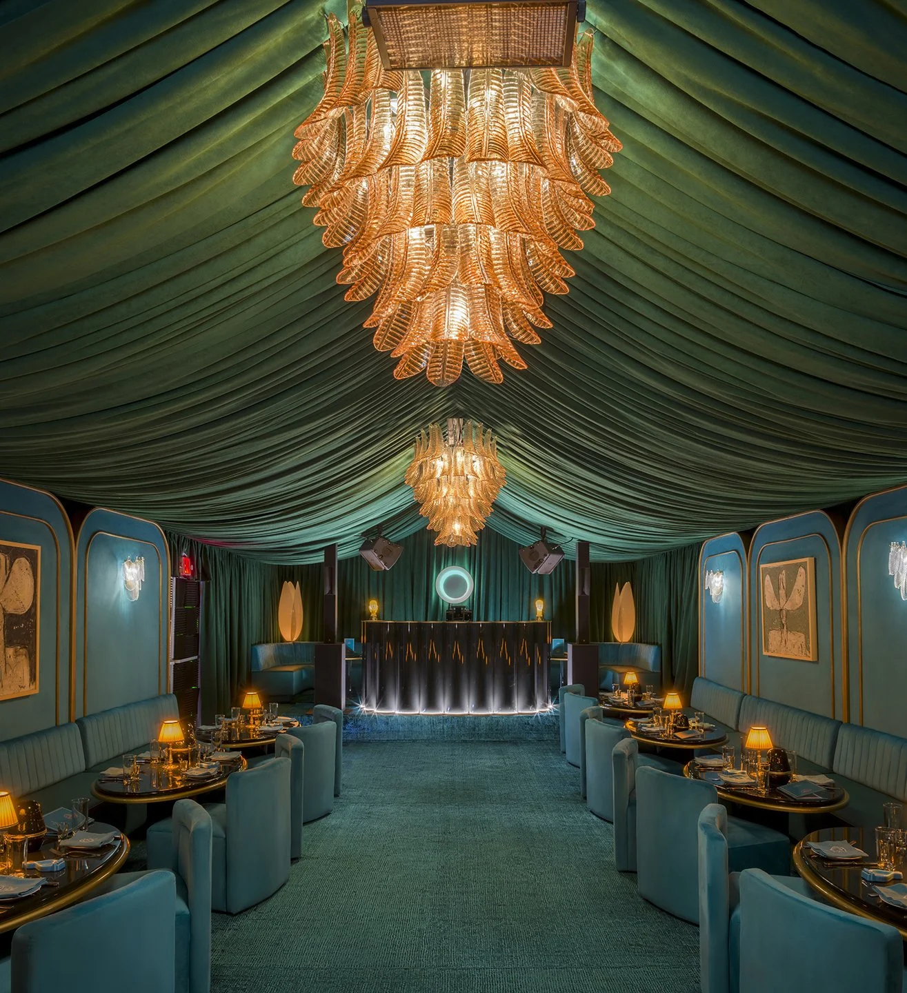 [] bluarch_The Jade Room_01.jpg