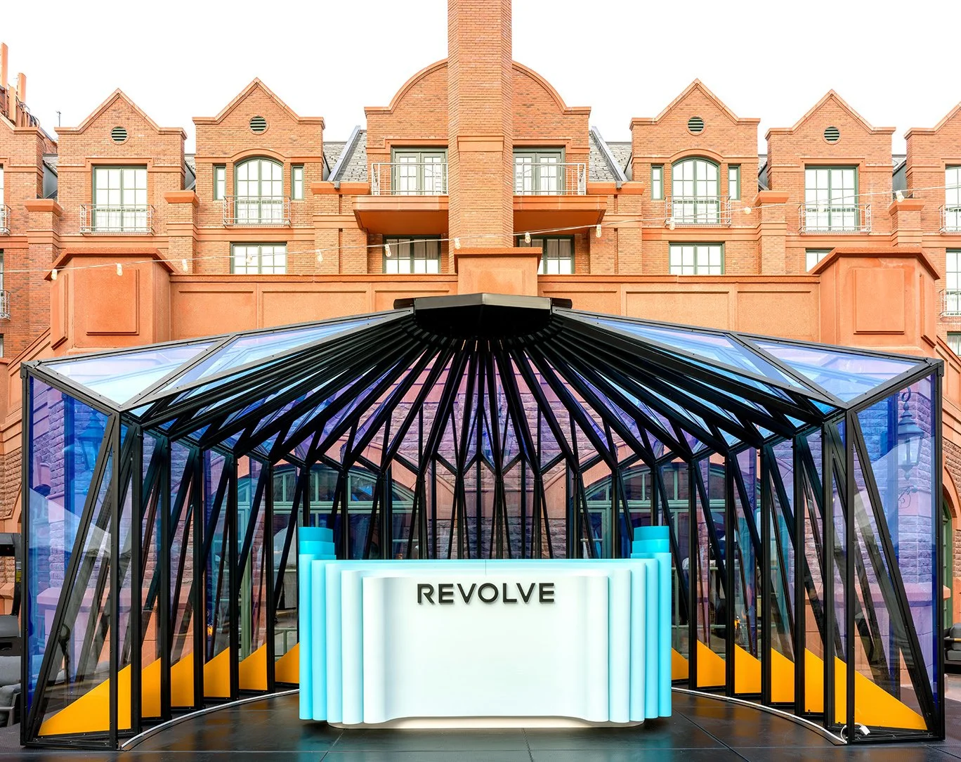 [] The Snow Lodge_music pavilion_01.jpg