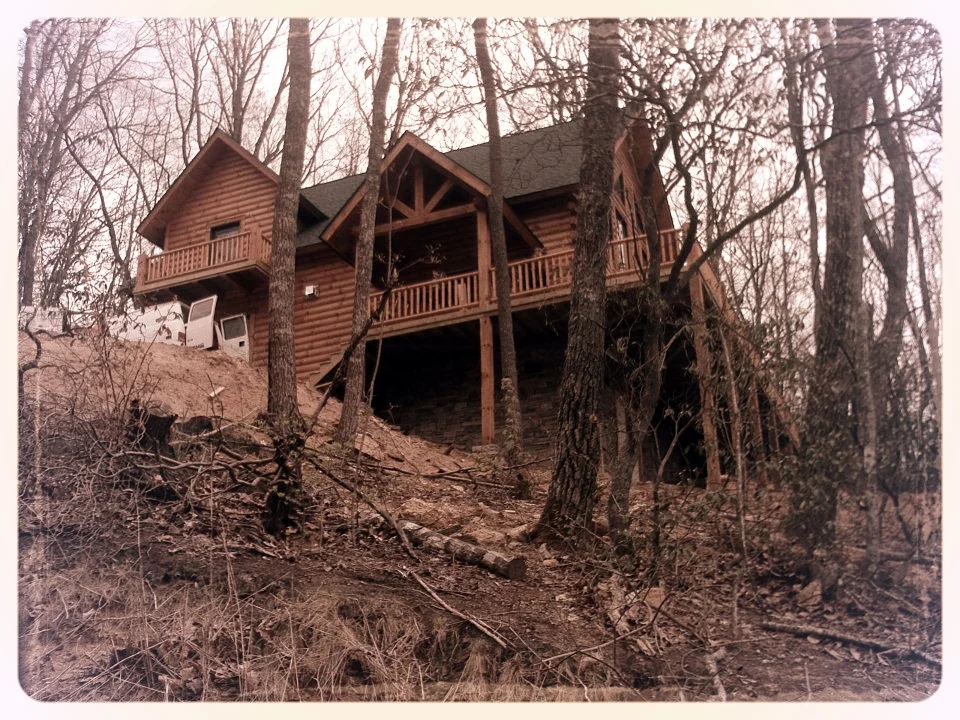 Rustic mountain Home.jpg