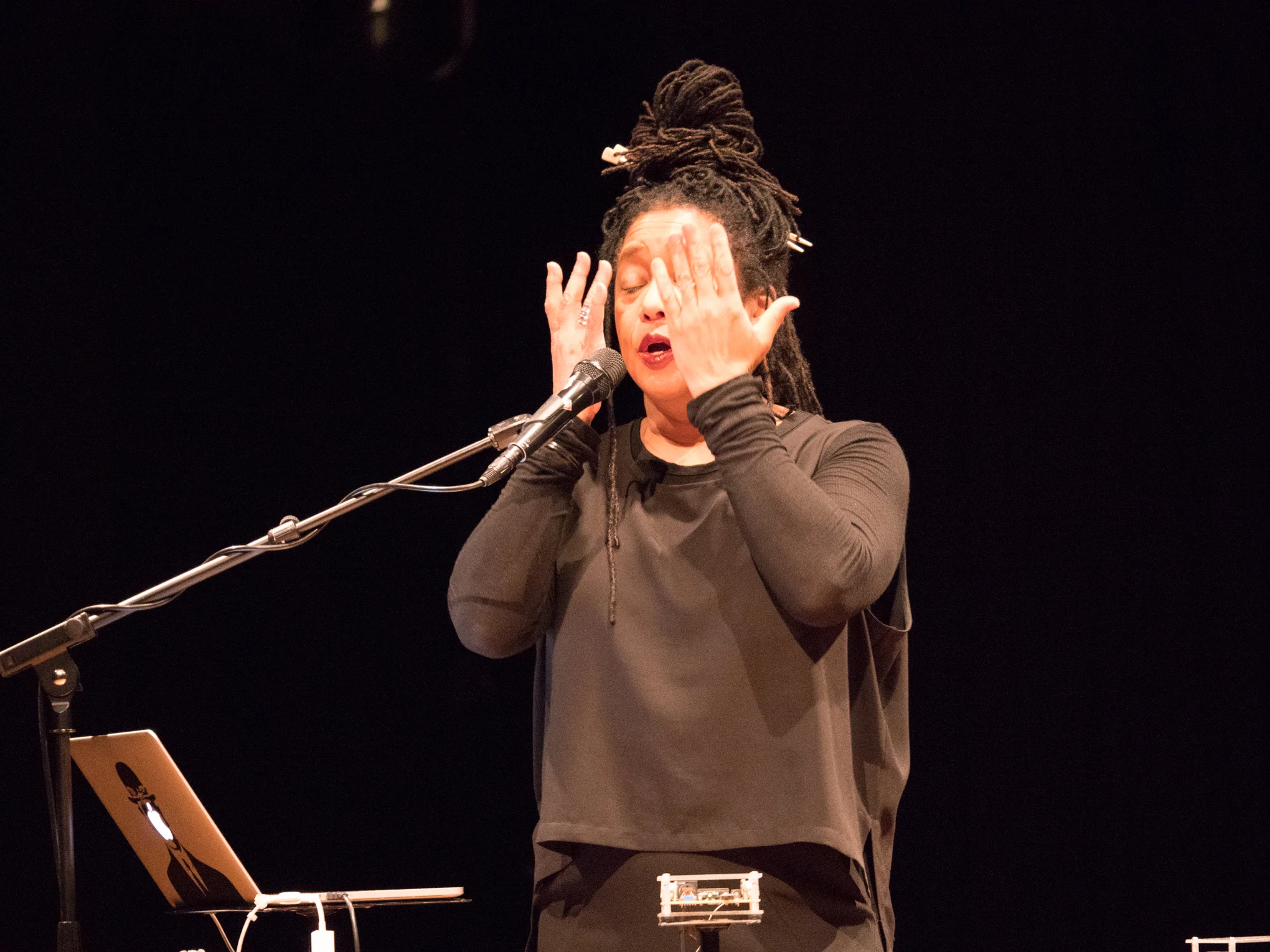 P1030859-2.jpg