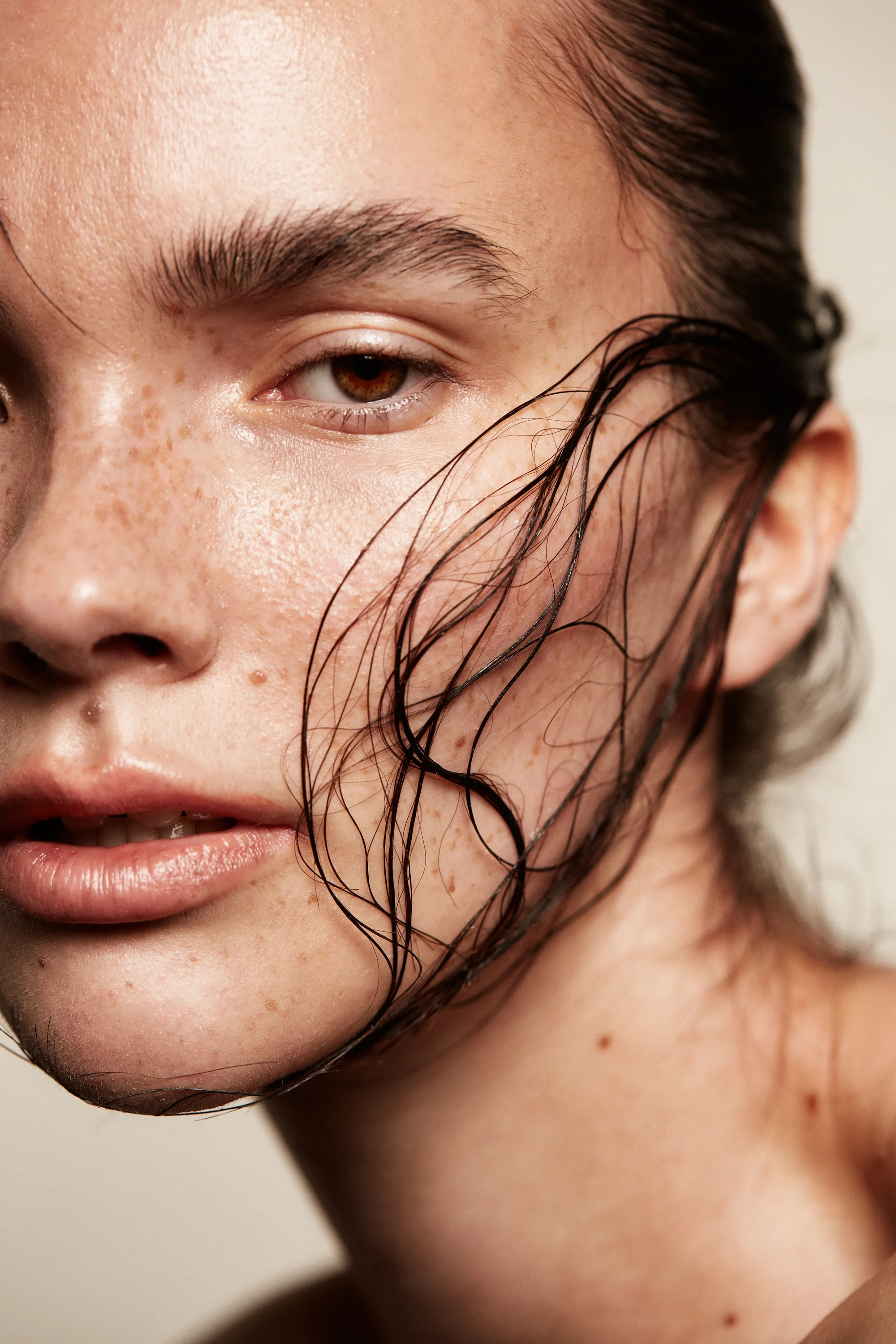 2019_Shaarleen_Beauty-Black_30040.jpg