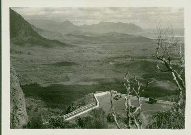 Nuuanu-Pali: ca 1935-- UH library 'aloha hawaii scrapbook'