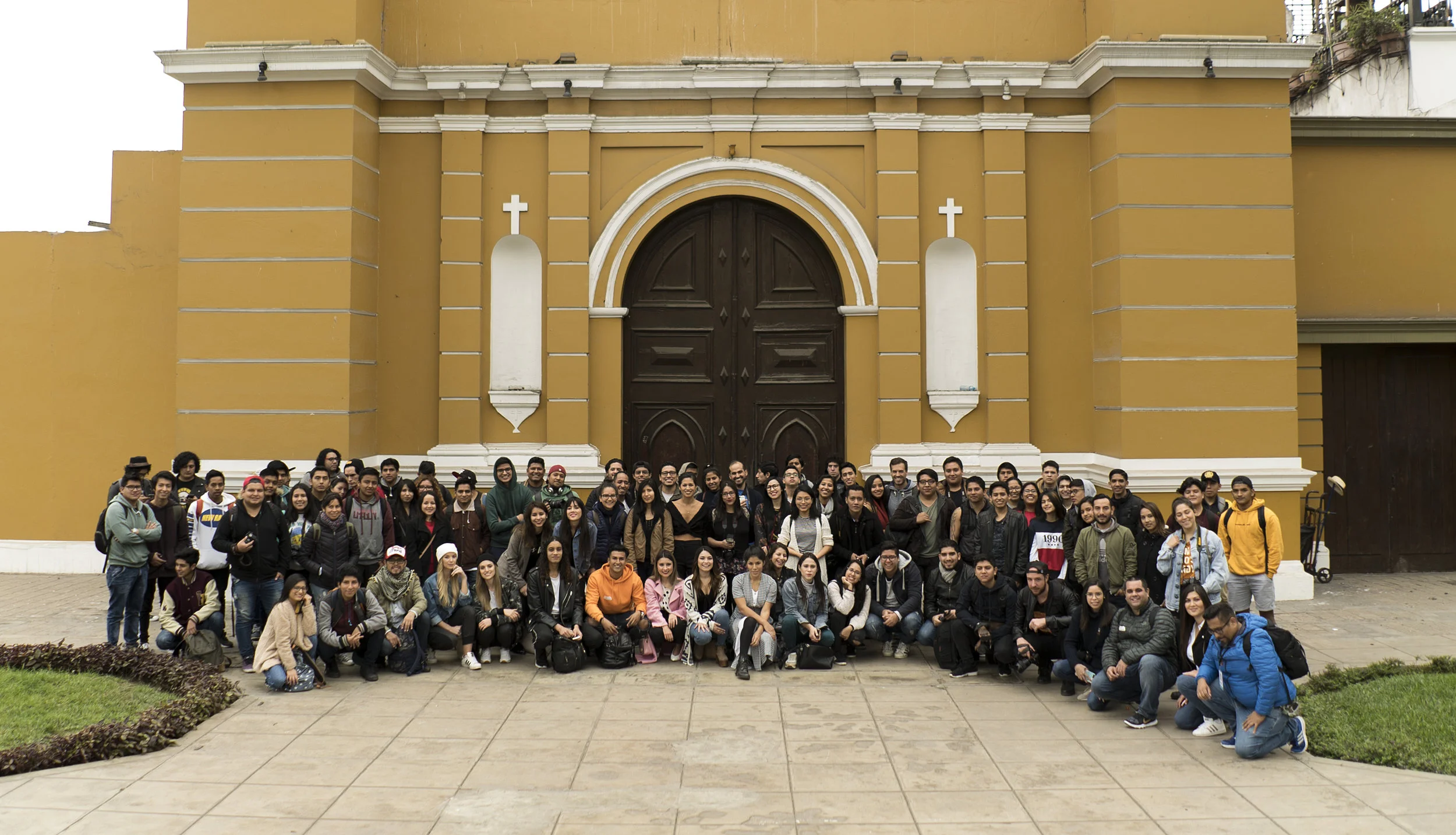 01-PoPxLima-Group.jpg