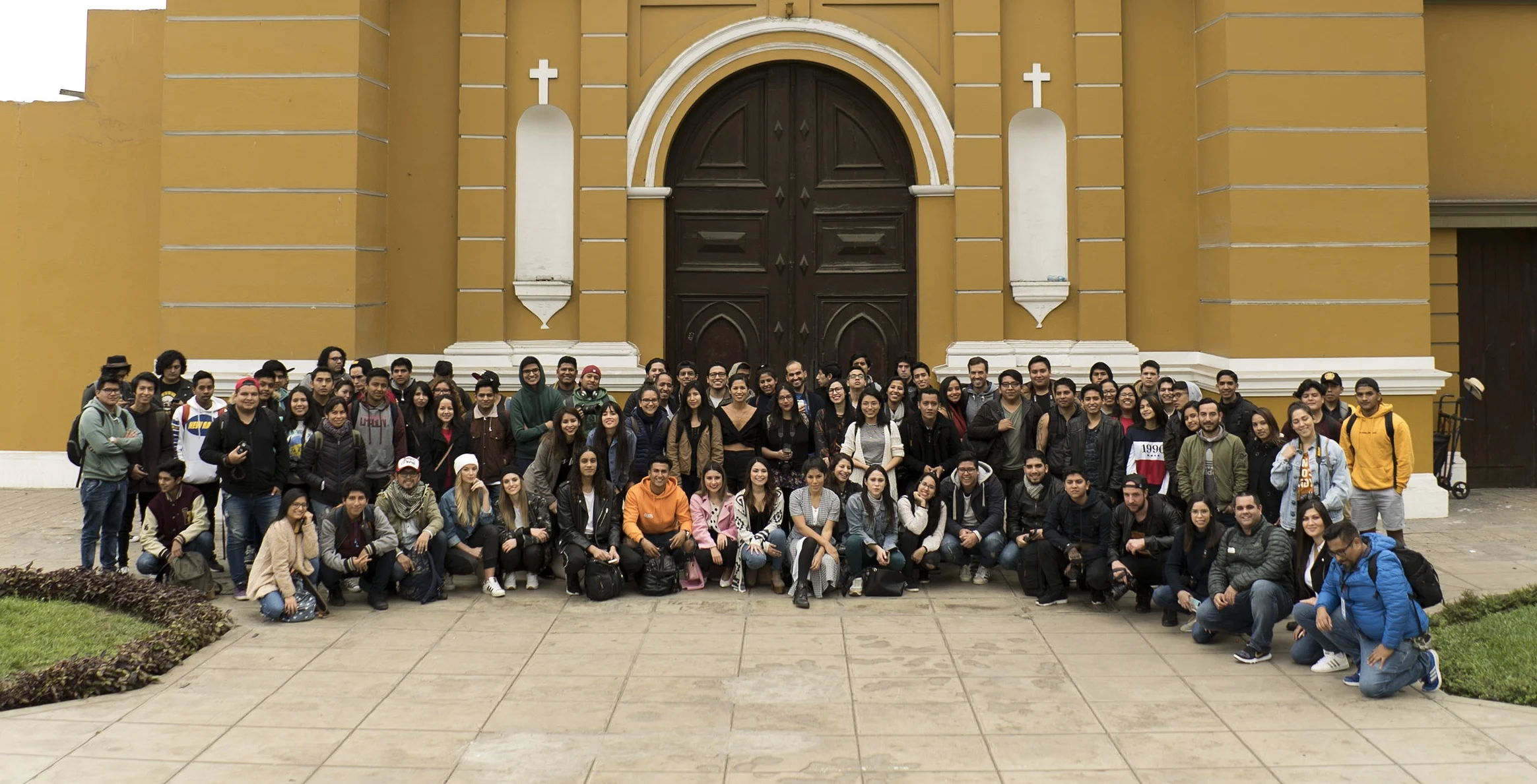 01-PoPxLima-Group.jpg