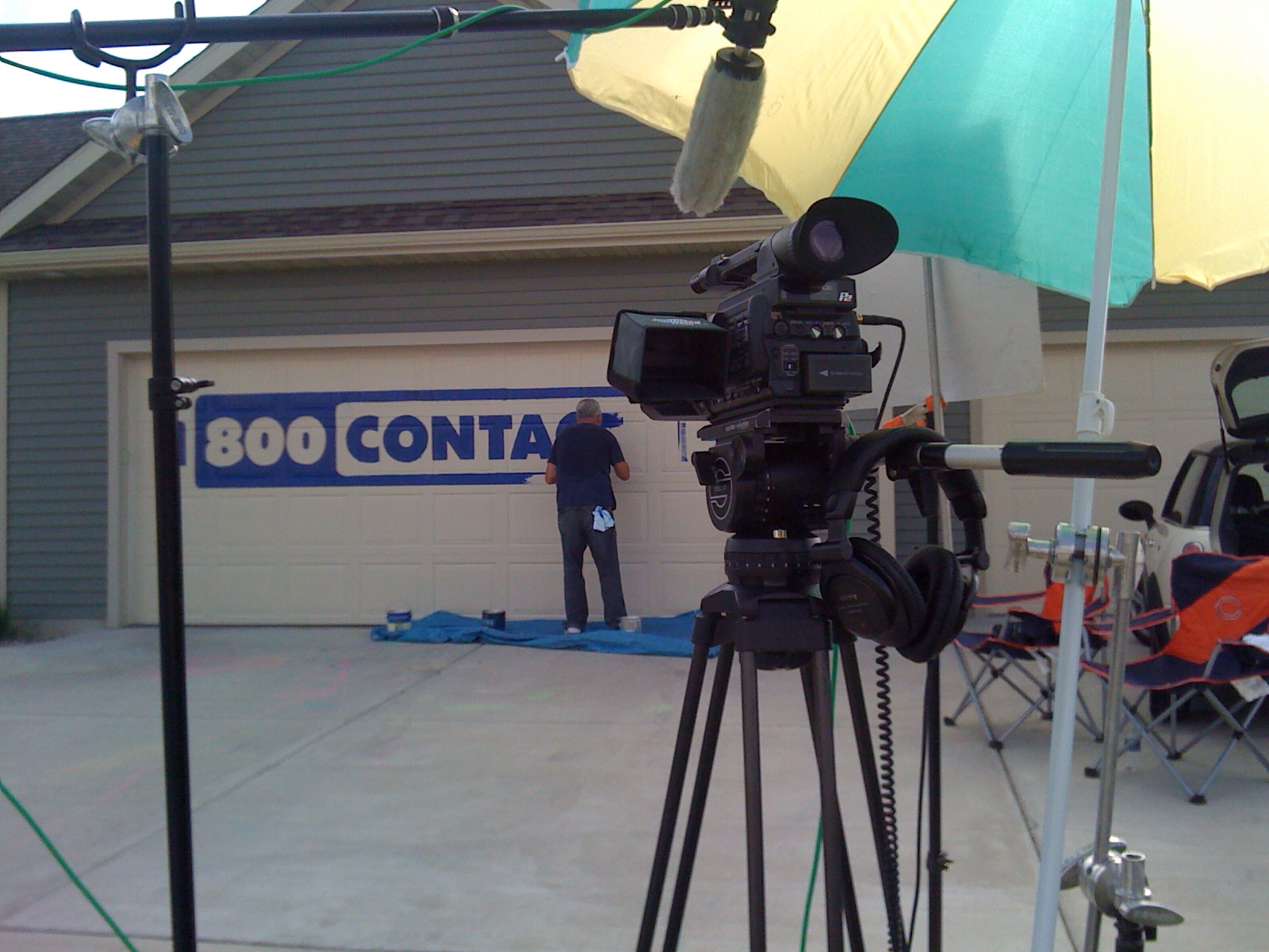 1-800-Contacts Exteriors