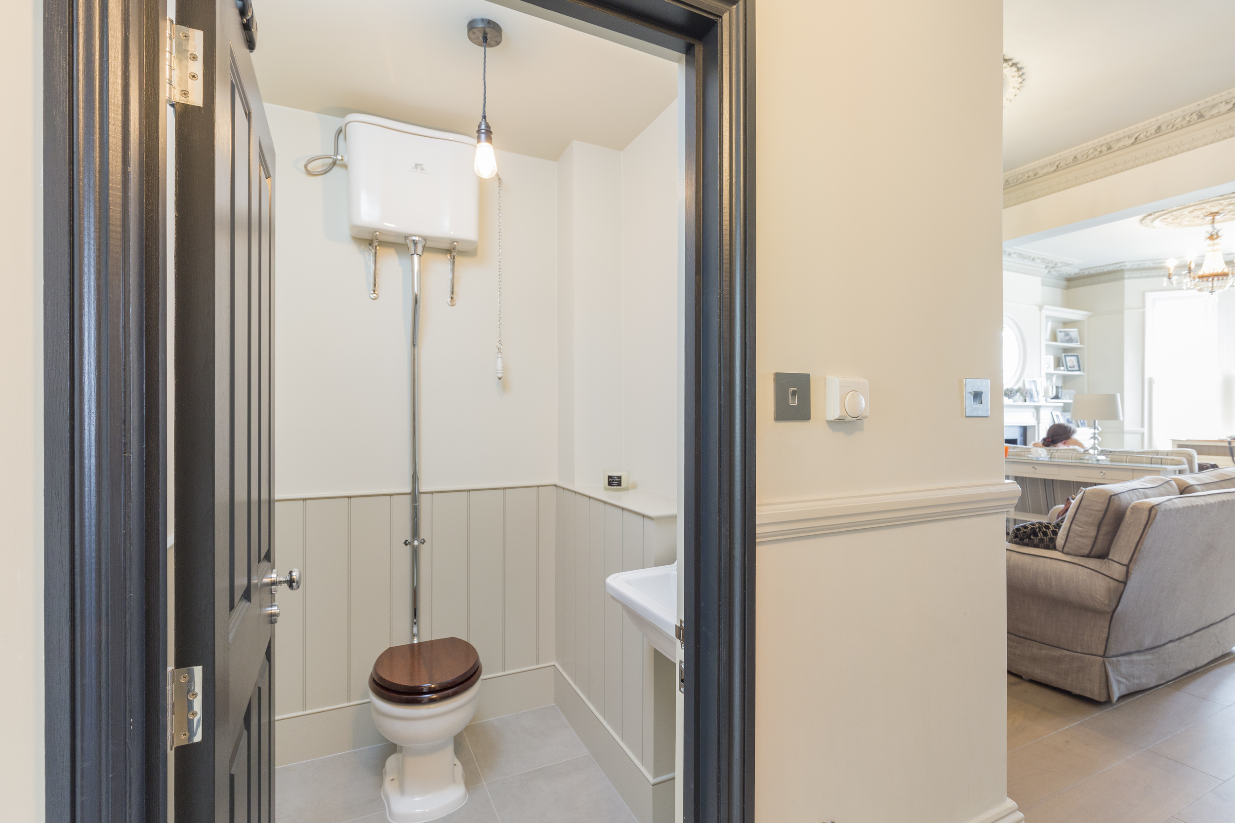 Rossiter Road 100-Bathroom1-Edit.jpg