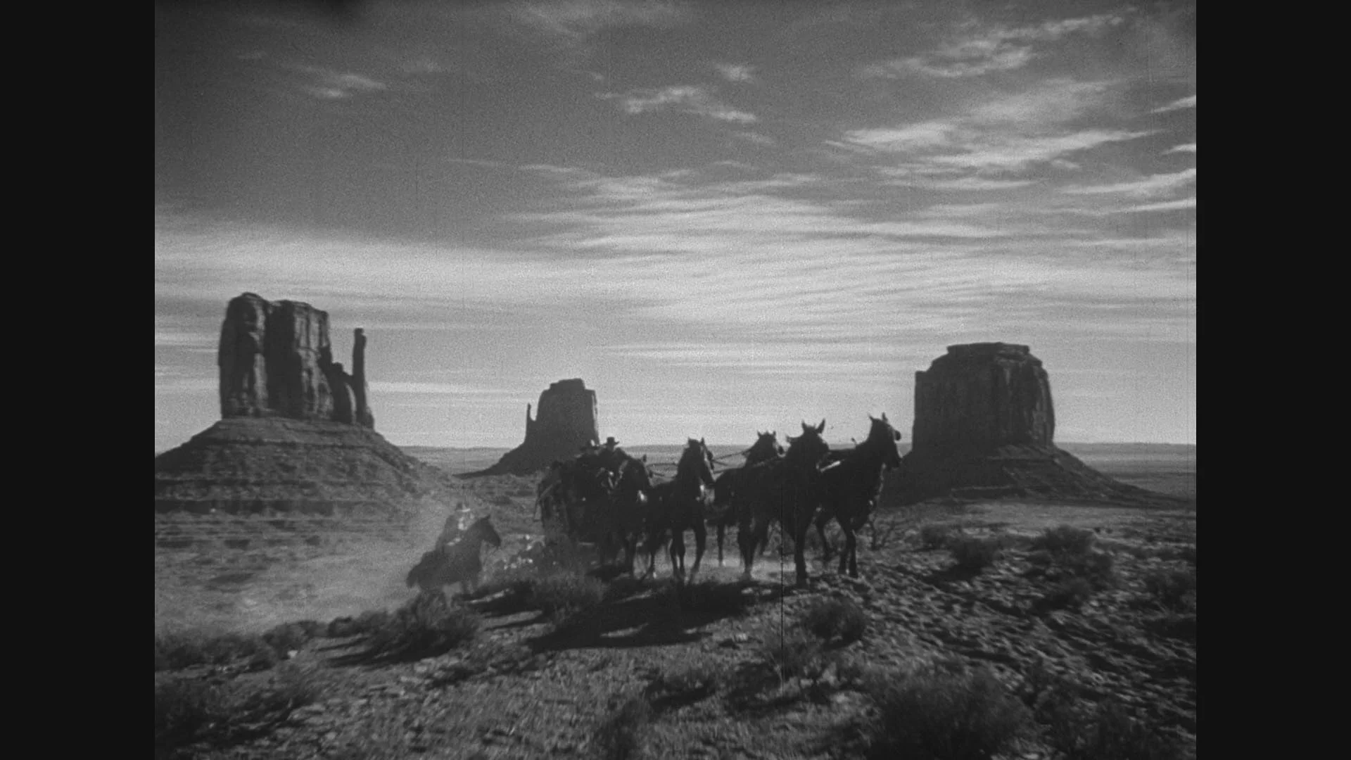 Stagecoach_31077_1.jpg