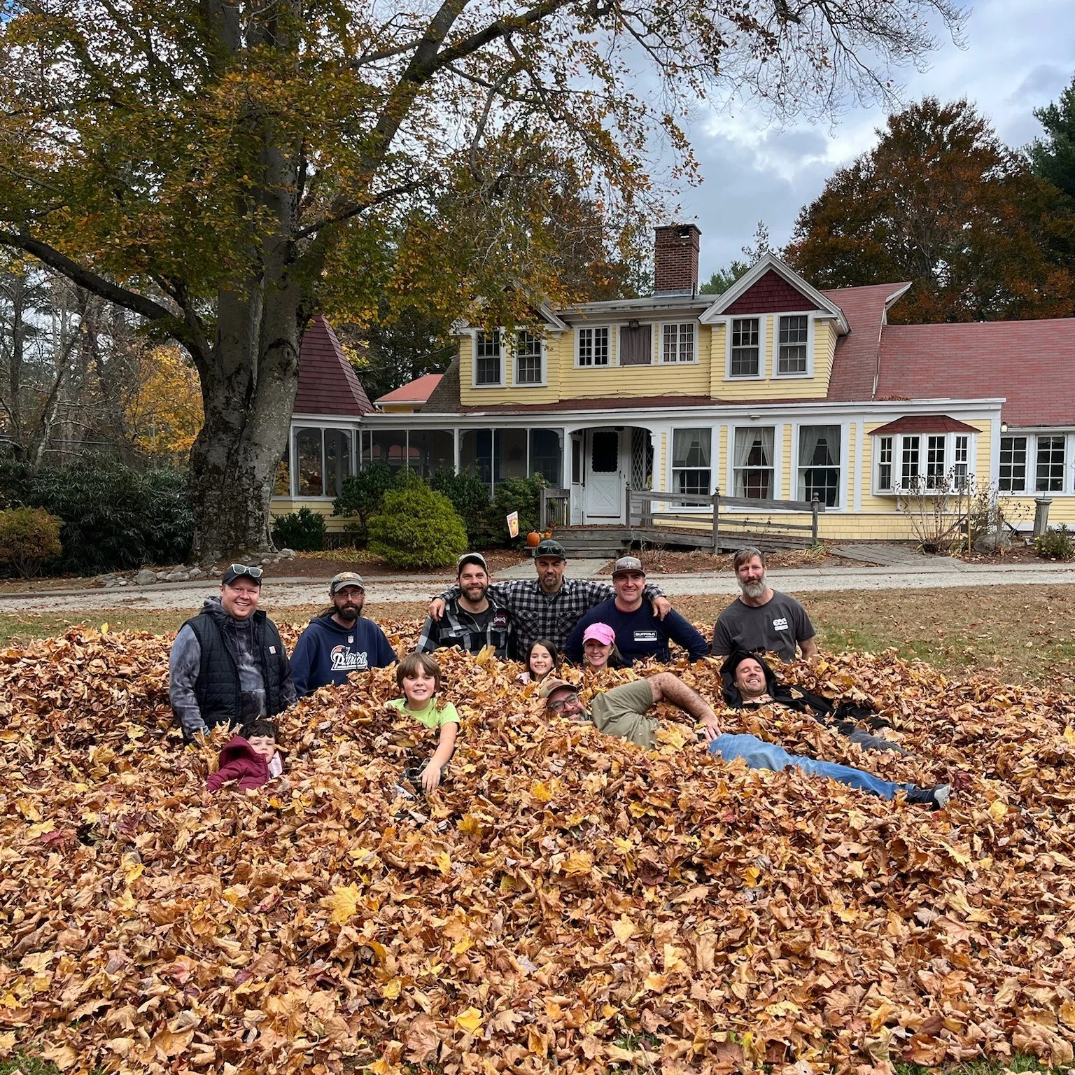 Come and join us next weekend, May 29-31, for a weekend of work (and play!) as we complete various projects around ECC! If you plan on attending, please visit the Volunteer Weekend page on our website and fill out the form by this Friday, May 22. Mor