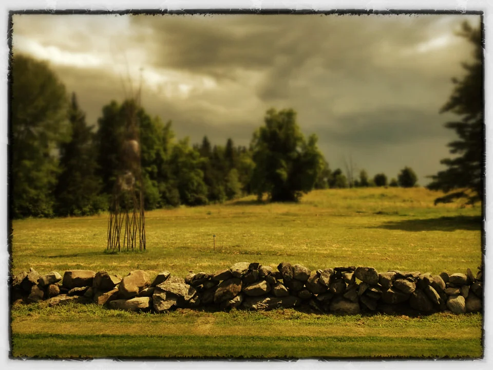 Fruitlands wall