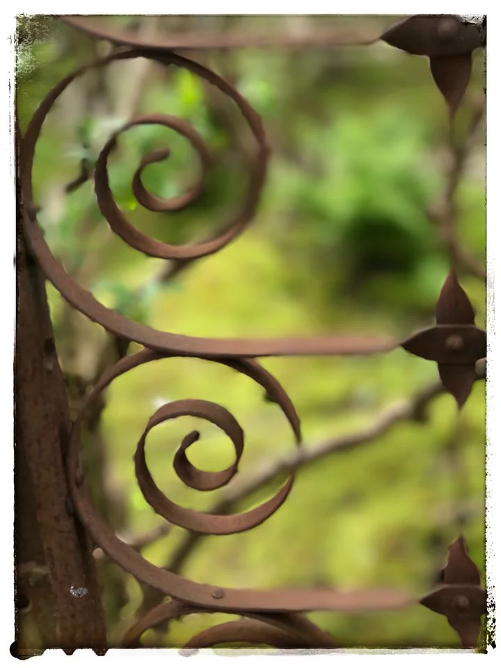 Wrought iron swirl