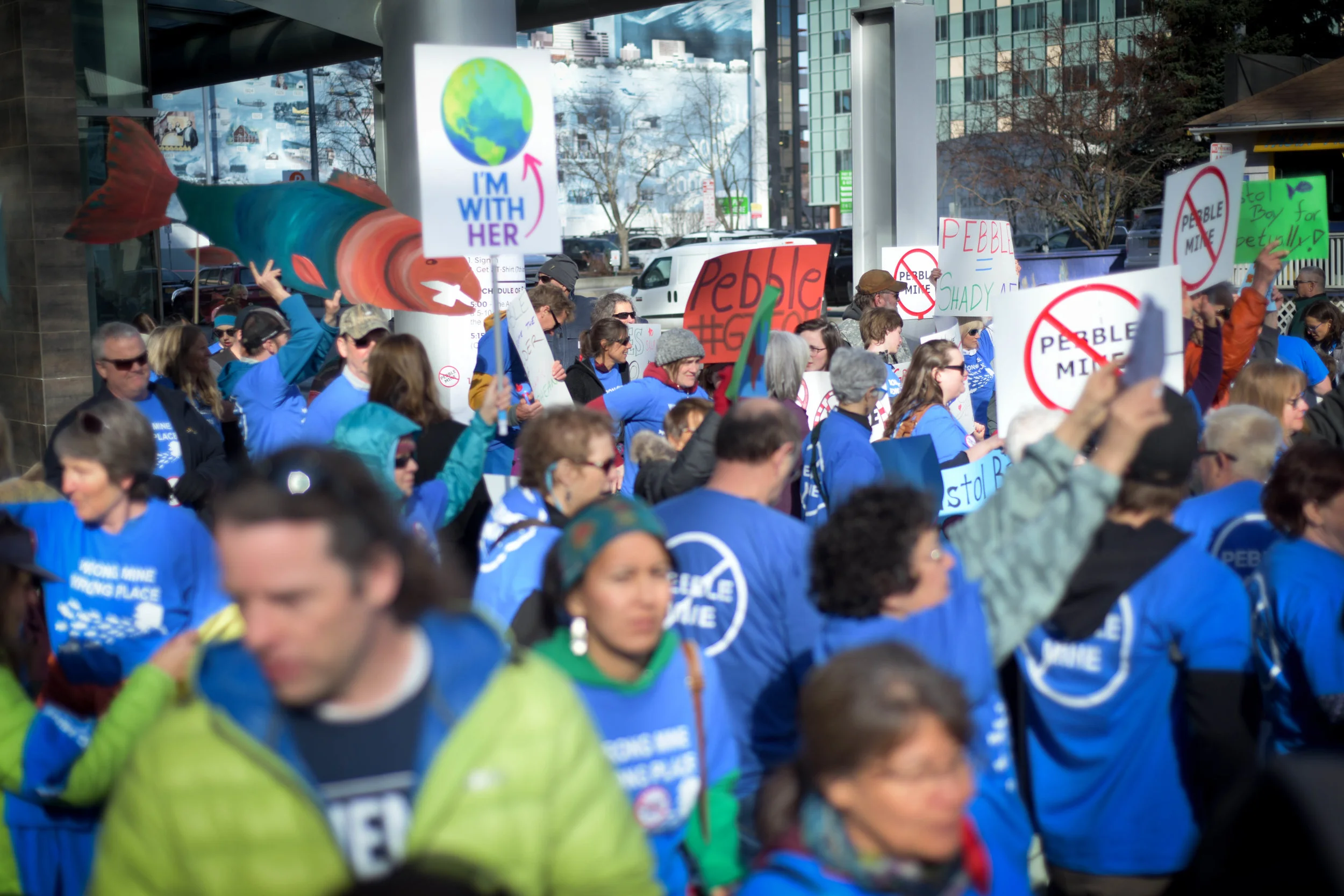 Alaskans at a Pebble mine hearing in Anchorage. April, 2017. Photo by Brandon Hill