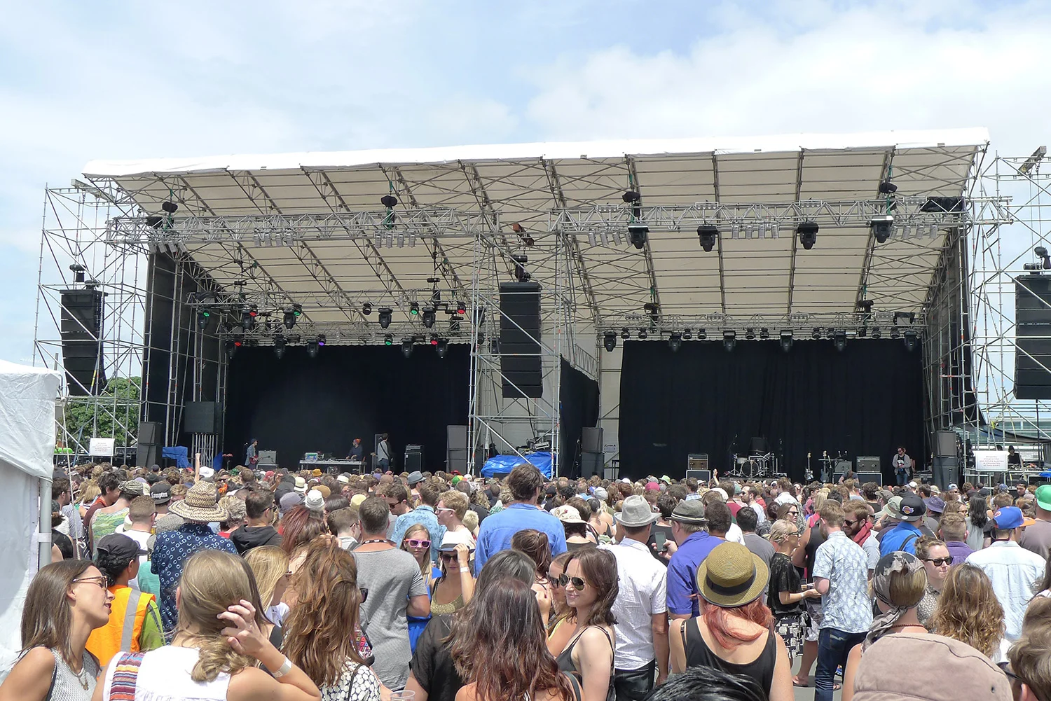 Laneways 2014
