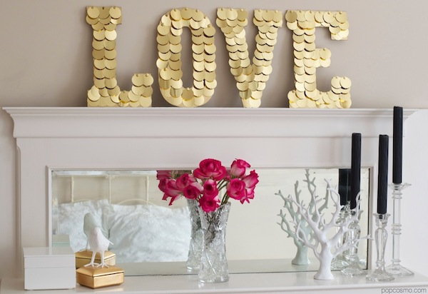love sign mantel | popcosmo