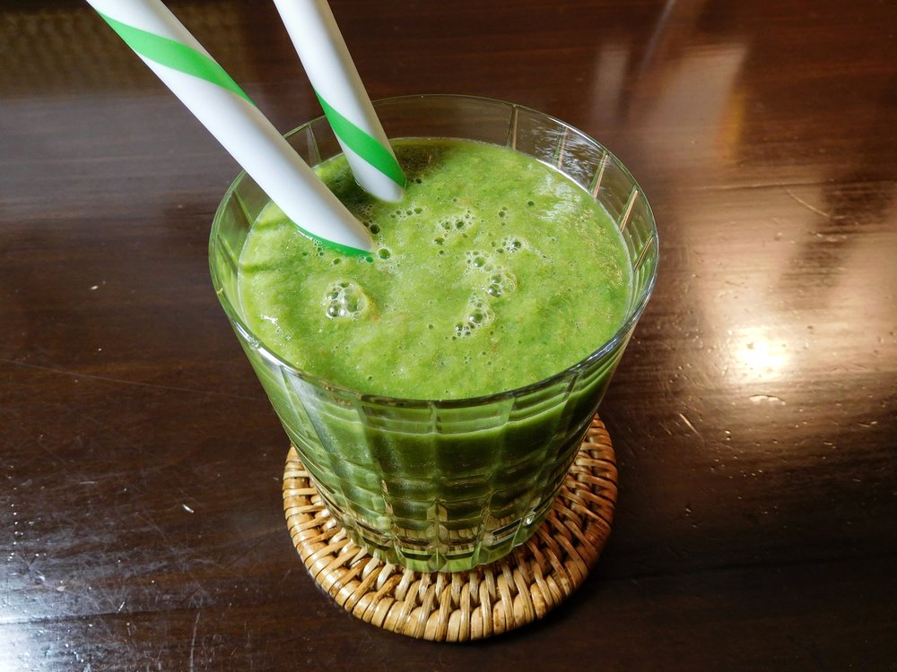 savory green smoothie - my blend.JPG