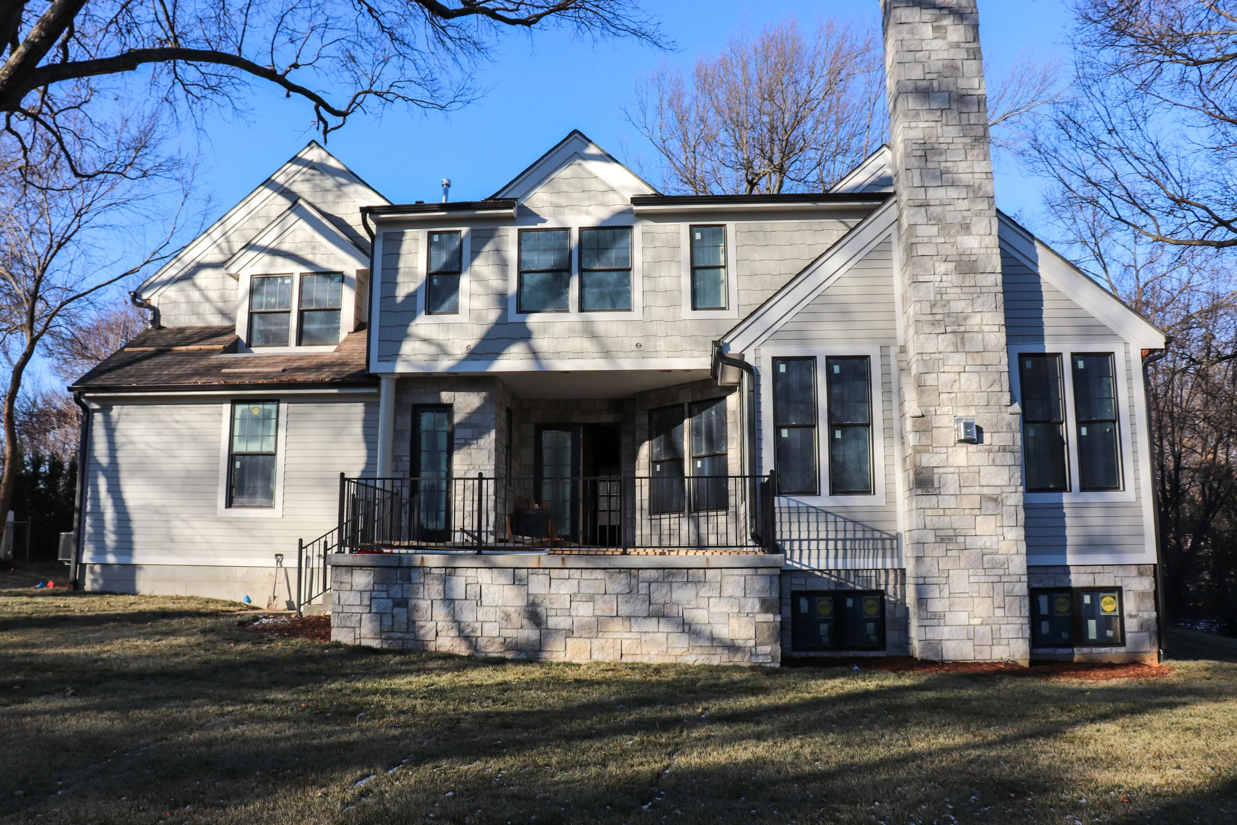8909 Lee Blvd Back Profile | Photo By: Anthony West