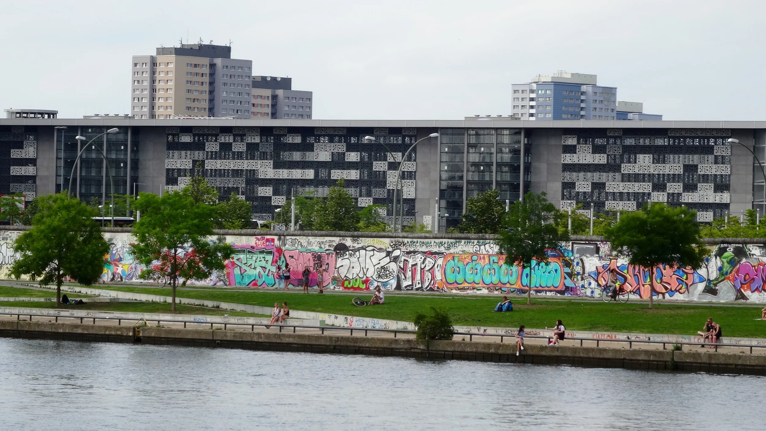 Berlin Wall (west view)