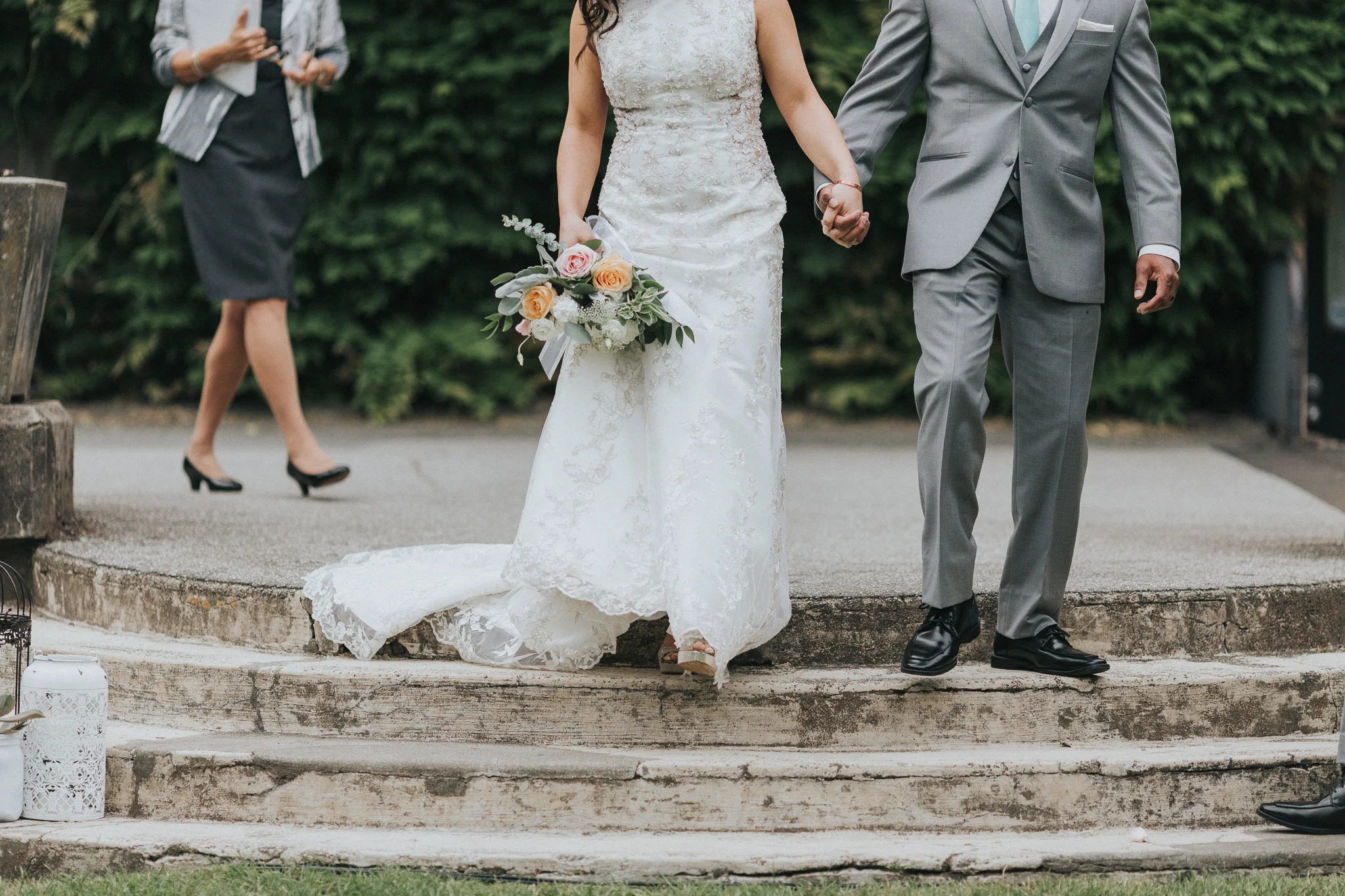 summer-rayne-photo-vancouver-wedding-photographer-postmark-flowers-5.jpg
