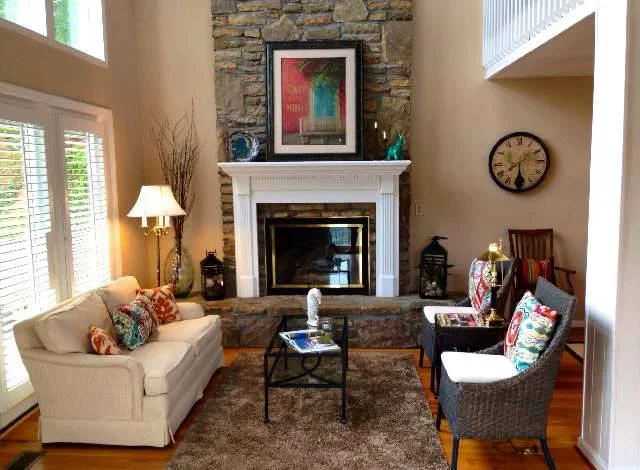 living room 4.jpg