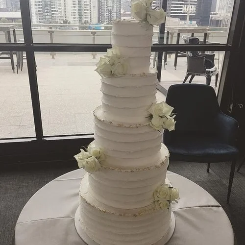 13"/11"/9"/7"/5" Naked starts from: $840+GST Buttercream starts from: $890+GST Fondant starts from: $920+GST Tea & Cofee Serves: 330-340 Dessert Serves: 165-170