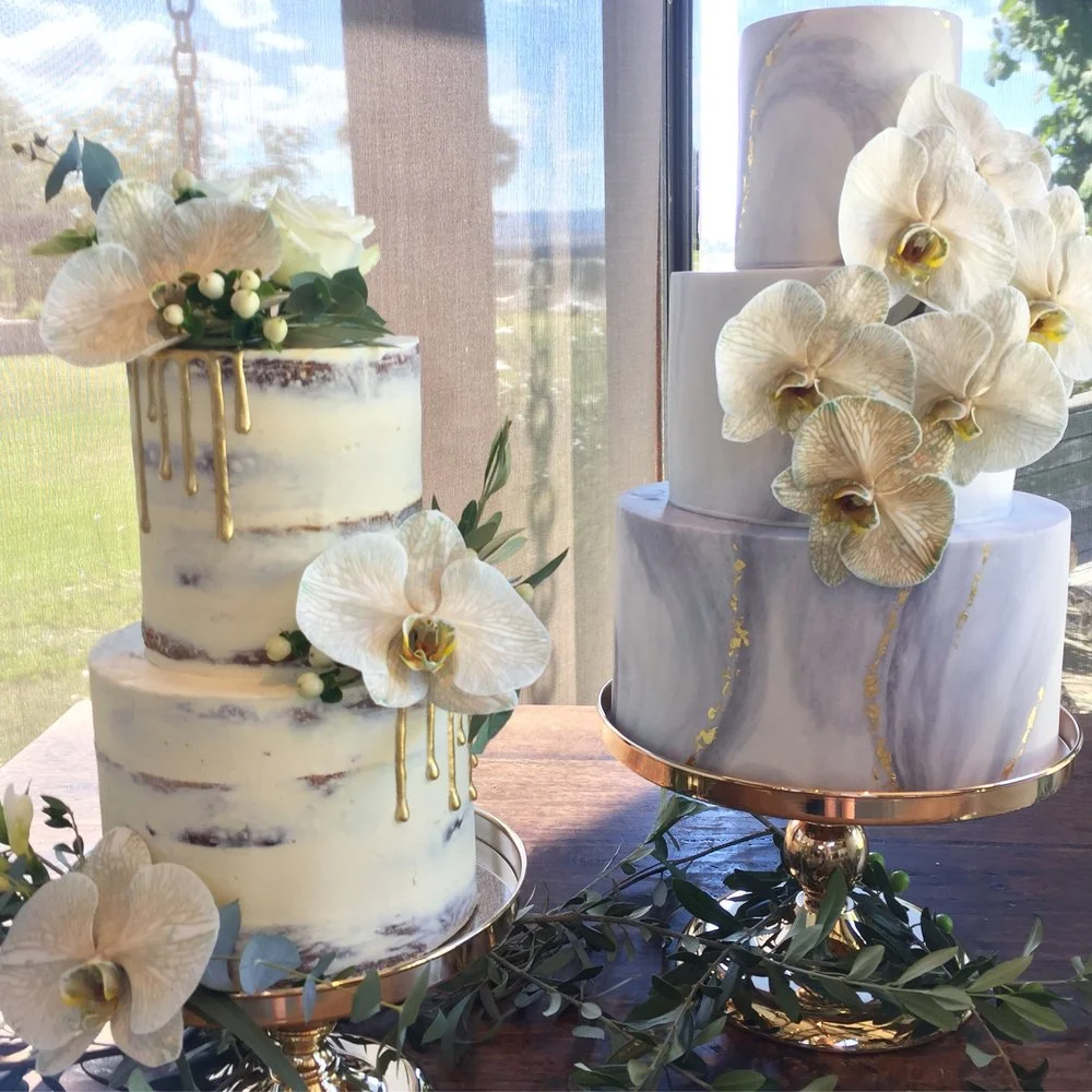 naked+cake+gold+drip+marble+cake+gold+leaf+flowers+wedding+melbourne.jpg