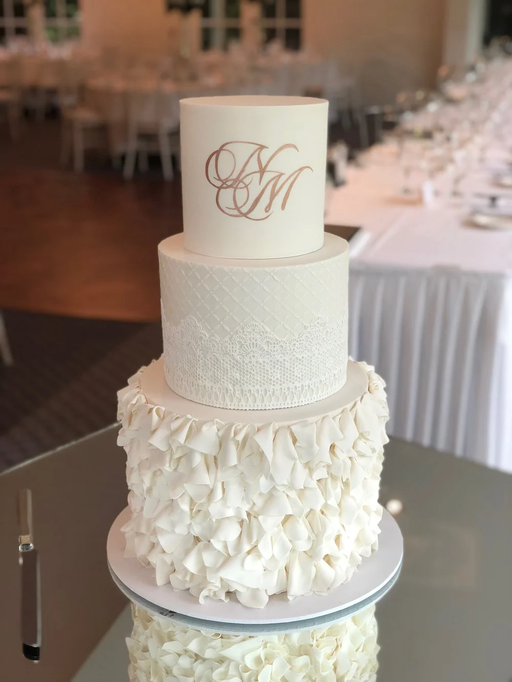 wedding+cake+melbourne+white+ruffle.jpg