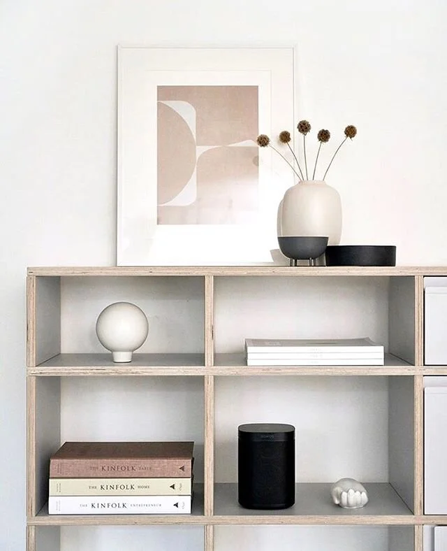 Working with the versatile shelves by @tylko on our most recent shoot in the wonderful home of Niek &amp; Babette.
