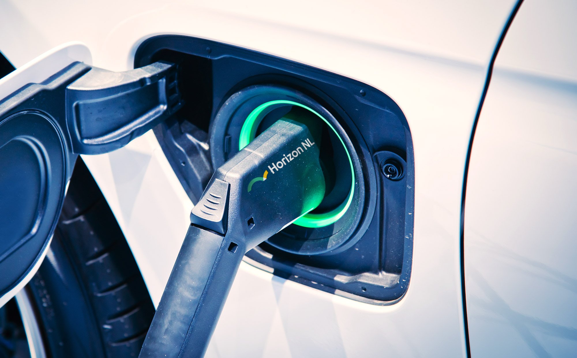 Horizon NL logo on electric car plug