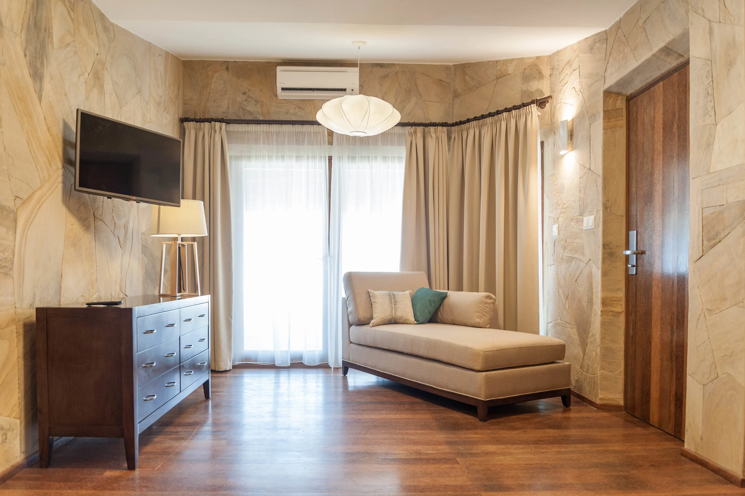 TULIA_first preview-2857.jpg