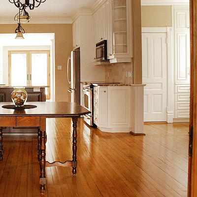 LET THE LIGHT IN Increasing the size of windows and doors not only adds light, but it makes the space feel larger and more open. Provide the access or view you want to make your kitchen both accessible and inviting. 