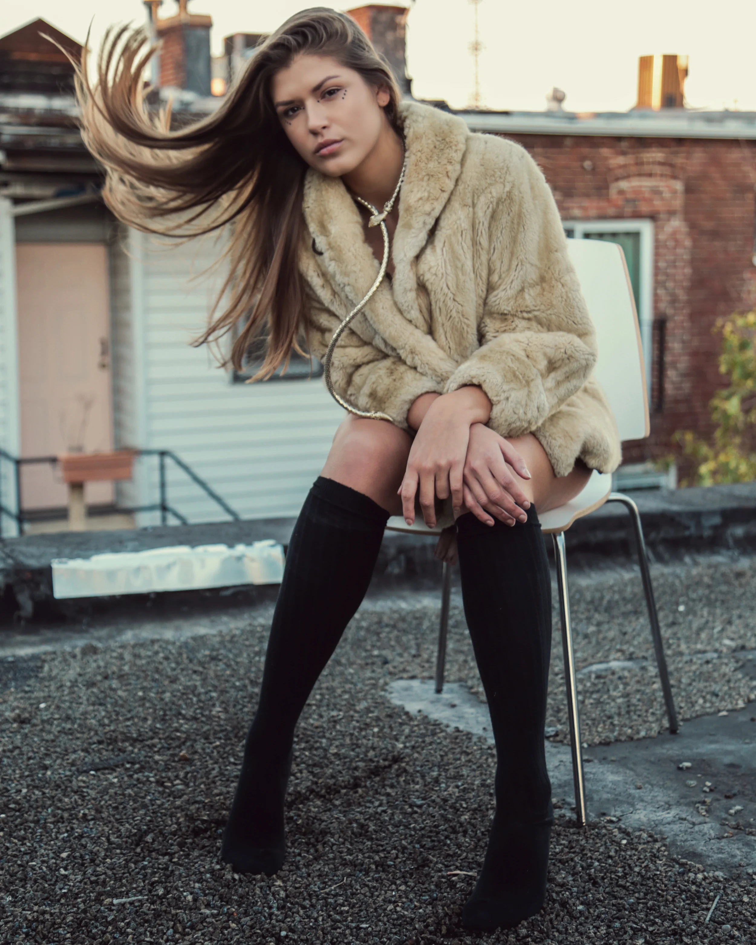  Model: Caroline Molloy  styling: Casandra Marie (speak vintage dc)  mua: Rachel Lane 