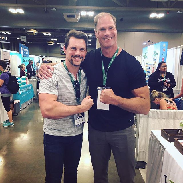 Pleasure meeting Dr. @shawnbaker1967 at @paleofx. Can confirm, no scurvy. #carnivore #carnivorediet #meatheals #paleofx #paleofx2019