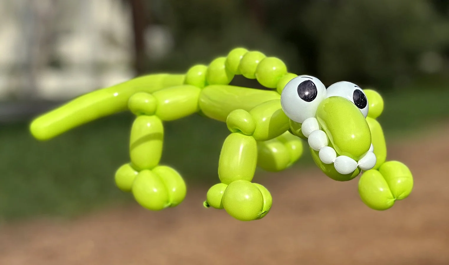 Balloon Twisting Sculpture - Crocodile - Ruby Sojka - Redondo Beach