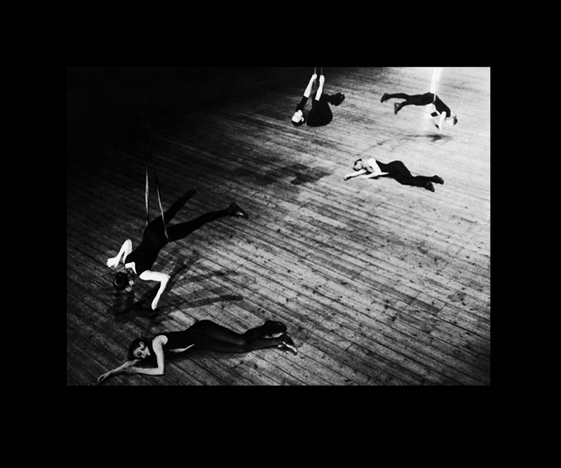 Isabel Rocamora, Sophy Griffiths, Kate Oliver, Blanca Arrieta Albanot, Nicky Gibbs in High Vaultage , Arts Depot, London, 1995 (ph. Robert Goldstein).