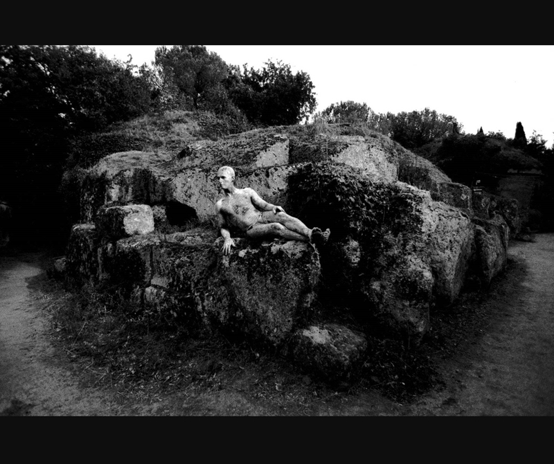 Giuseppe Asaro in Numina , Etruscan necropolis, Cerveteri, Italy, 2000 (ph. Massimiliano Botticelli)
