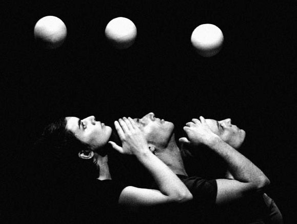Carmen López Luna, Giuseppe Asaro, Alessandra Cristiani in Senti , 2003 (ph. Fabio Marino) 