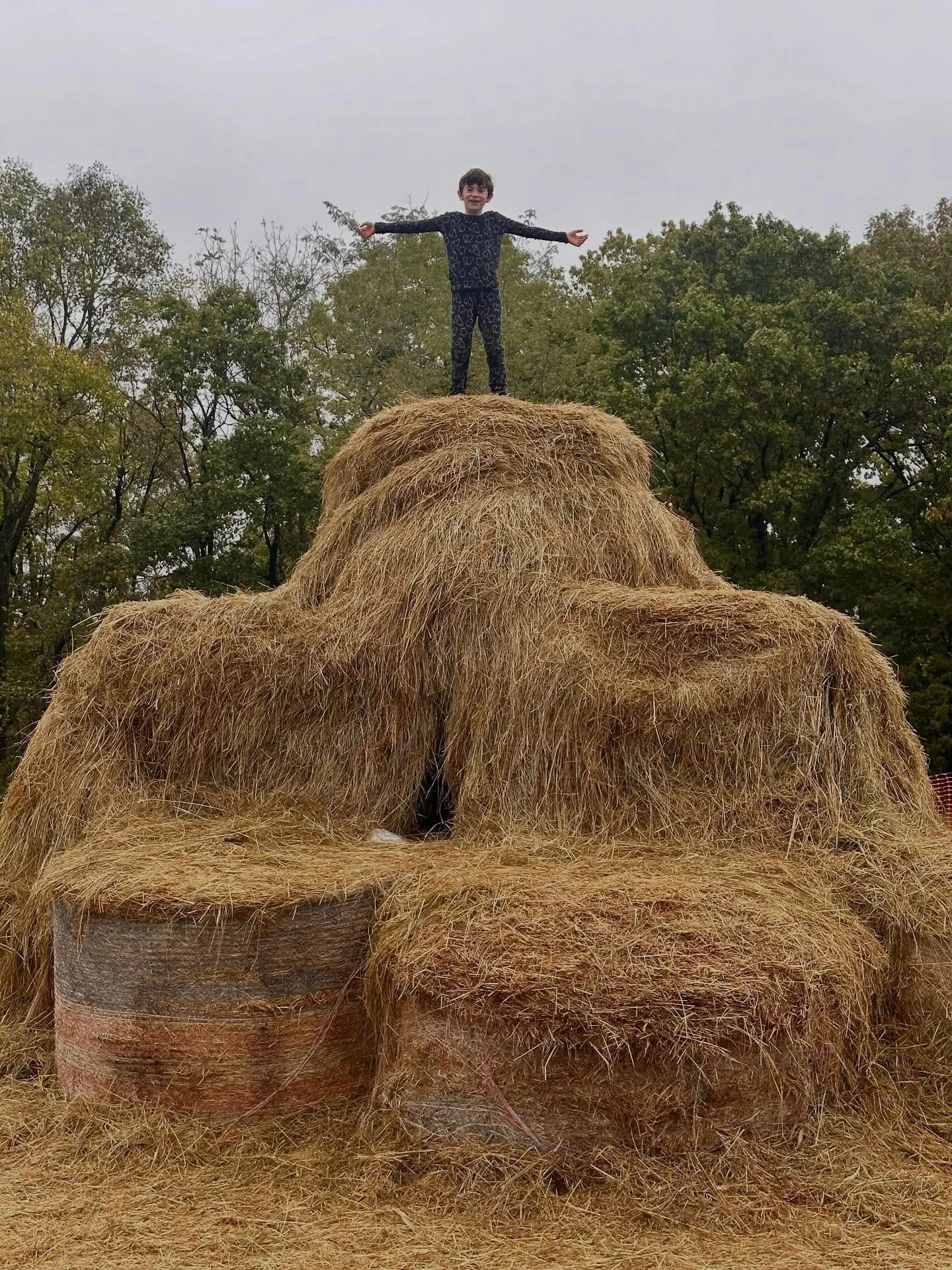 Rainy day at the pumpkin patch 🍂