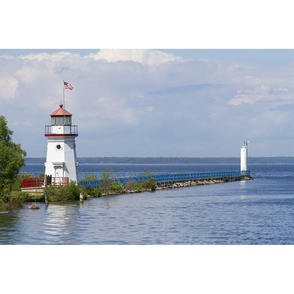 Cheboygan Crib Light