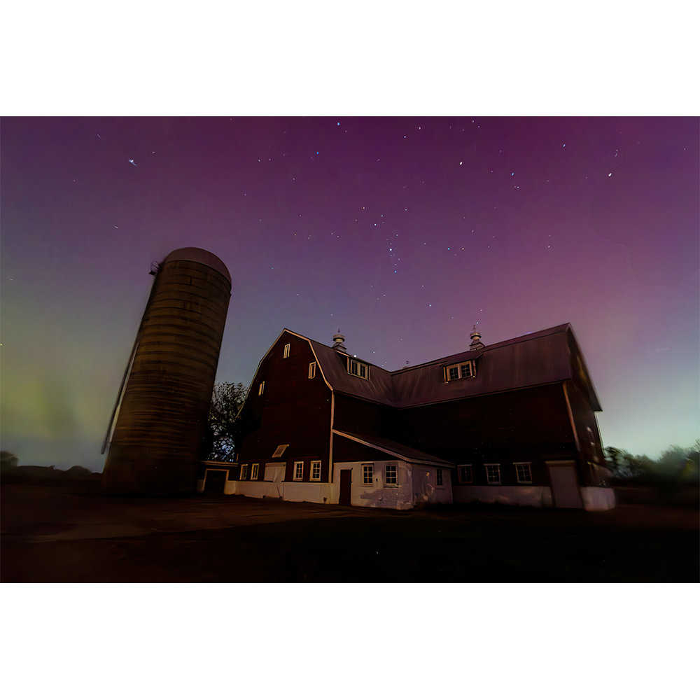 Eastmanville Barn Aurora III