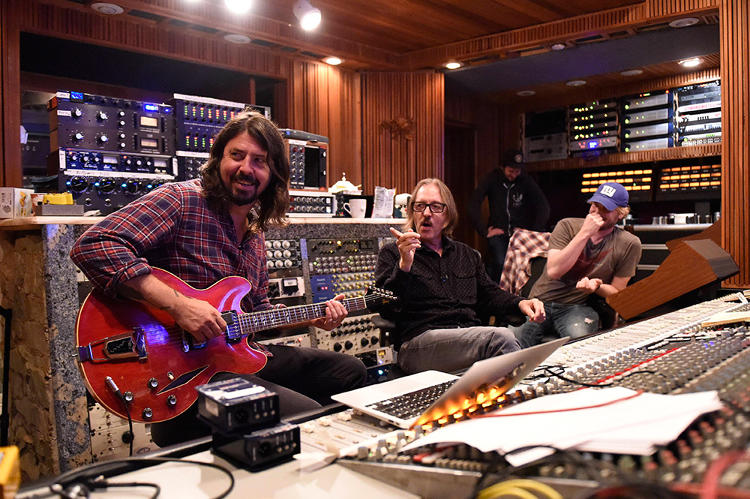 3037475-slide-s-4-foo-fighters-sonic-highways.jpg