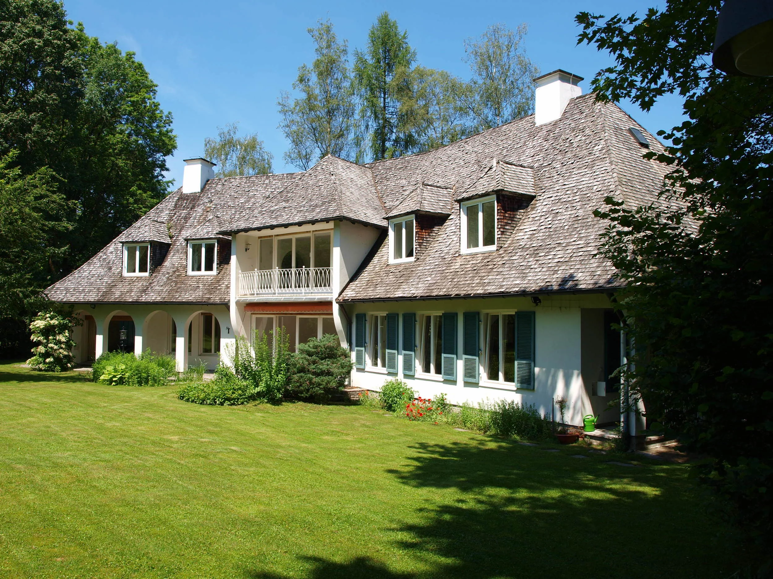 Feist-Villa Haubenschloß.jpg