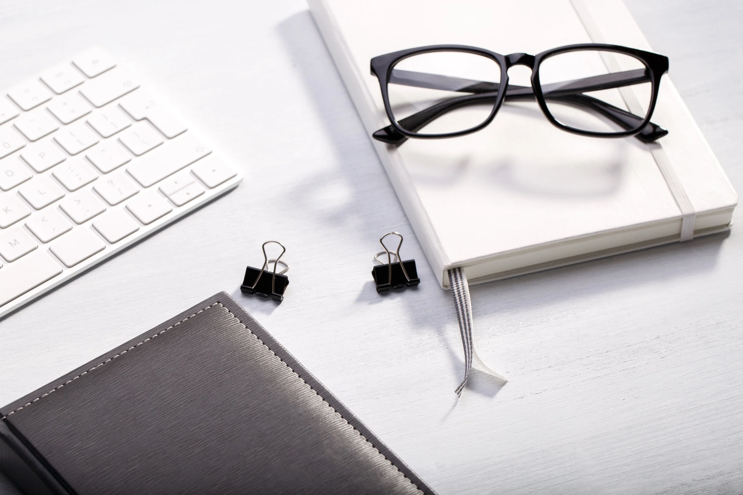 business-desk-LSUNBY2.jpg