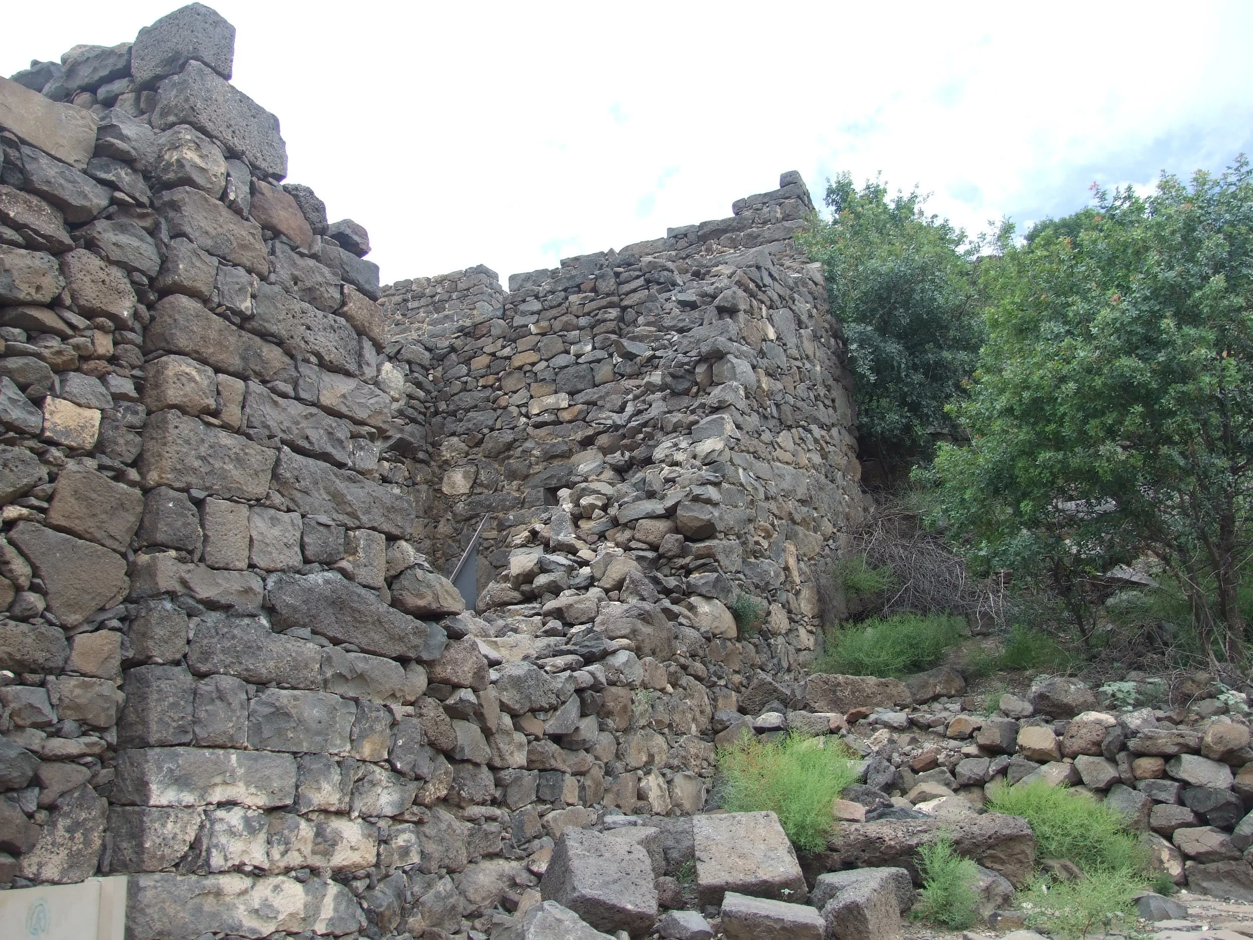 Wall punched through.JPG