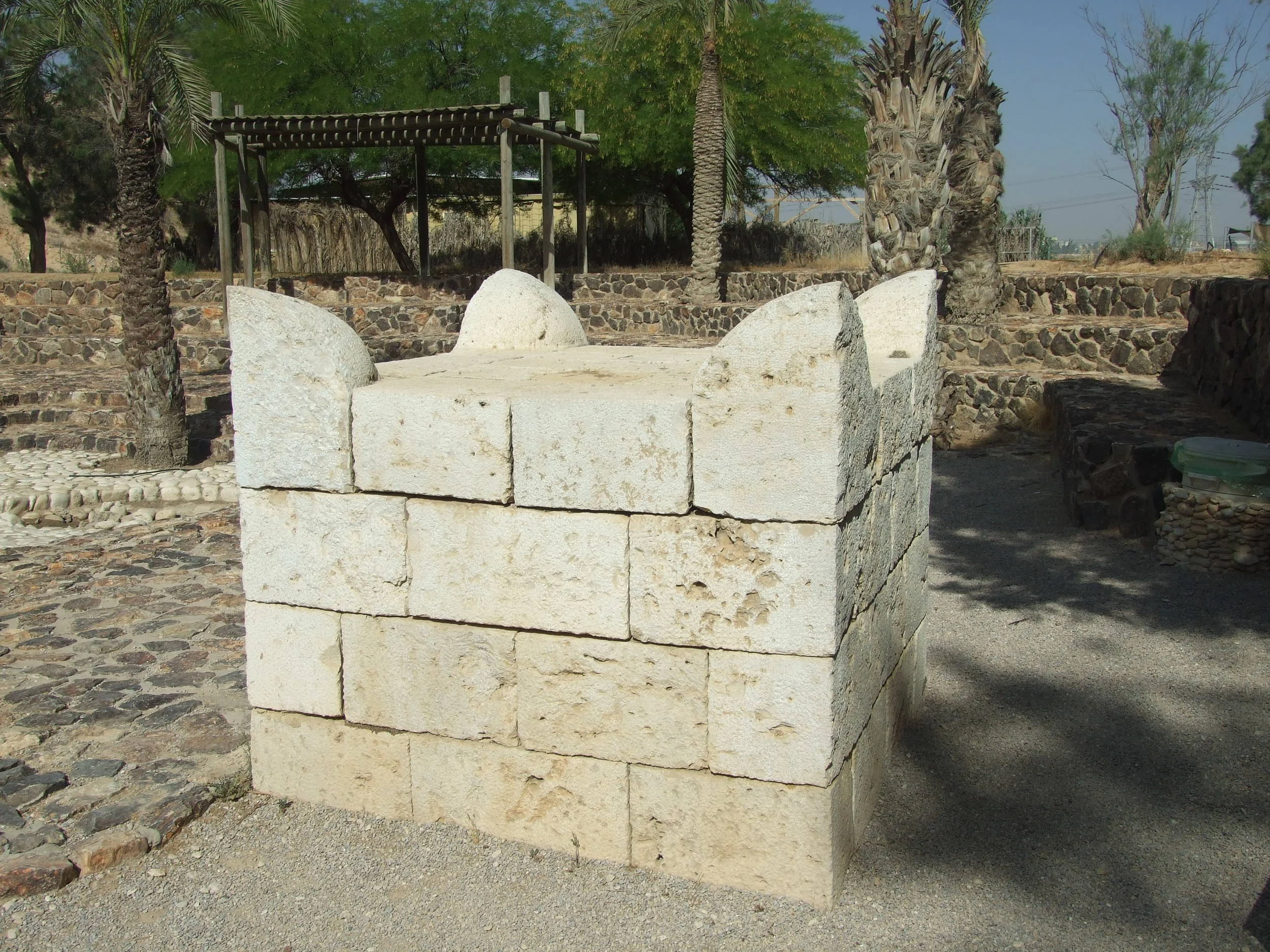 altar with horns 2.JPG