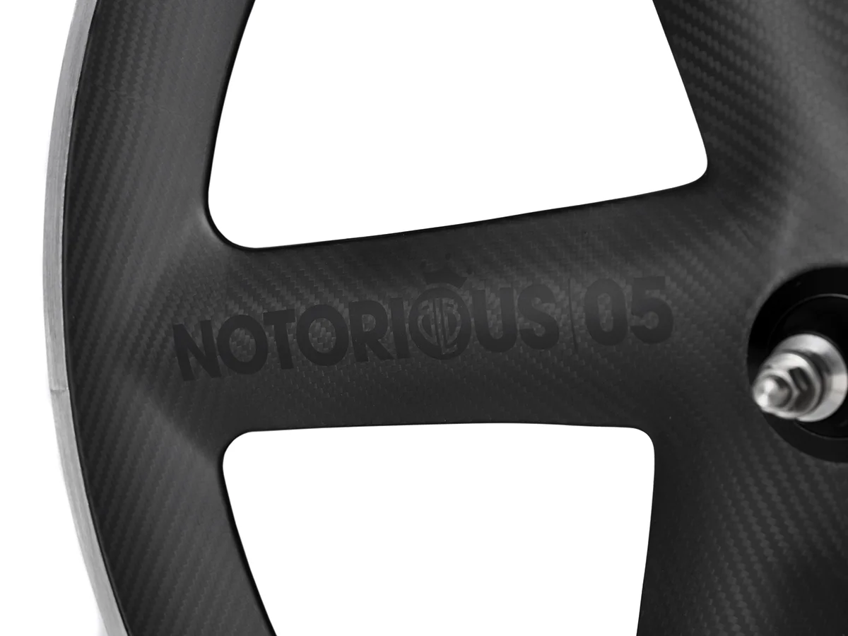 0016864_blb-notorious-05-carbon-front-wheel-black.jpeg