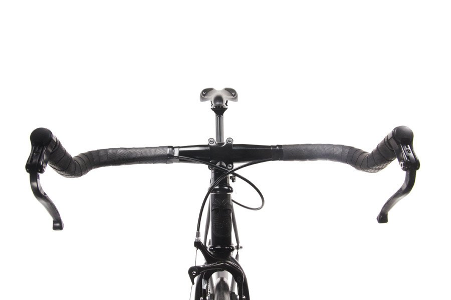 Front-Bull-AERO_aaa0e5ce-ae6b-451e-99f0-c179f787e0ad_2048x@2x.jpg