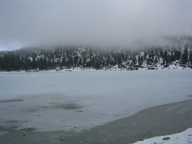 2005-02 Winter 0205.jpg