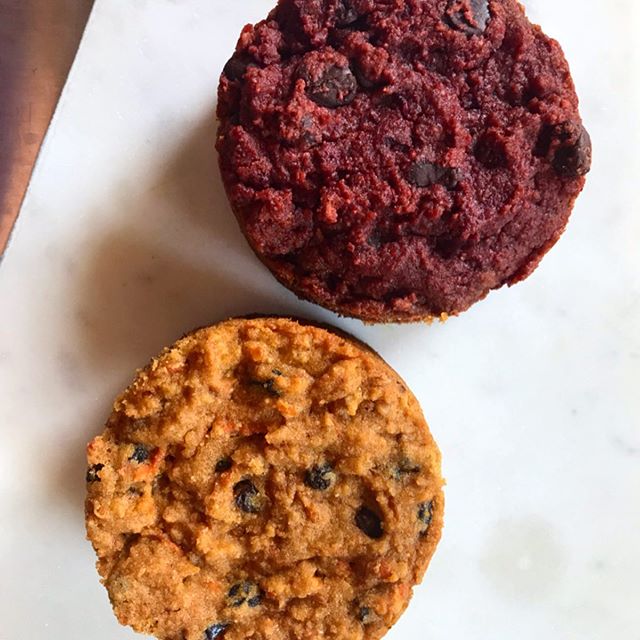 Top: Chocolate Beet Cake
Bottom: Carrot Cake
Both grain free, both flavorful, chewy and just sweet enough. It&rsquo;s the same recipe but I switched a few things around. Maybe I could also use zucchini! .
.
.
#summerbaking #paleocarrotcake #grainfree
