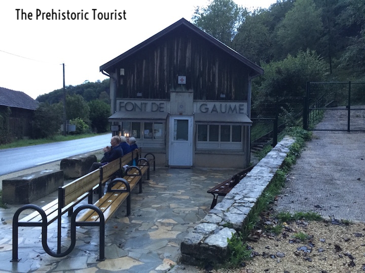 The ticket office for Font de Gaume. The benches have numbers painted on them to tell you your place in line.