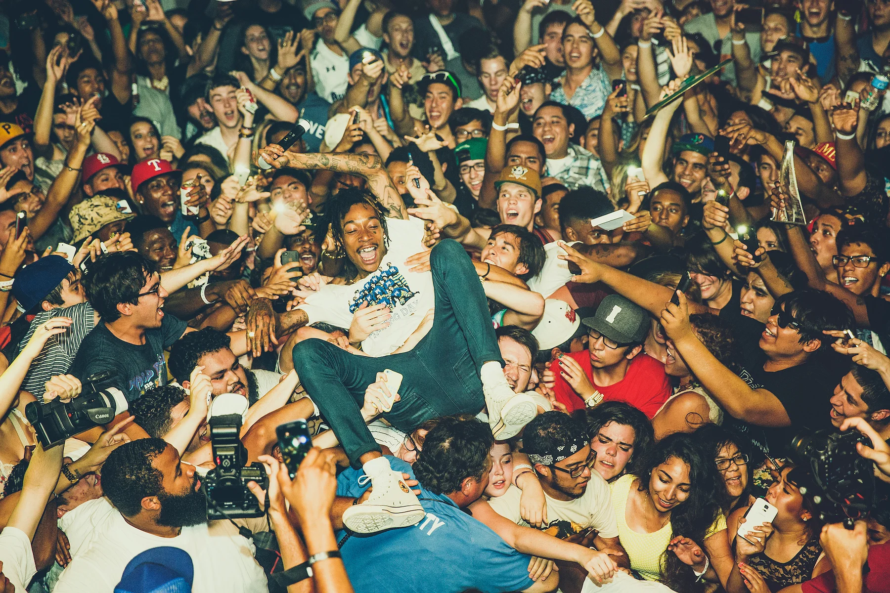 wiz_khalifa02_website_image_ytnv_wuxga.jpg
